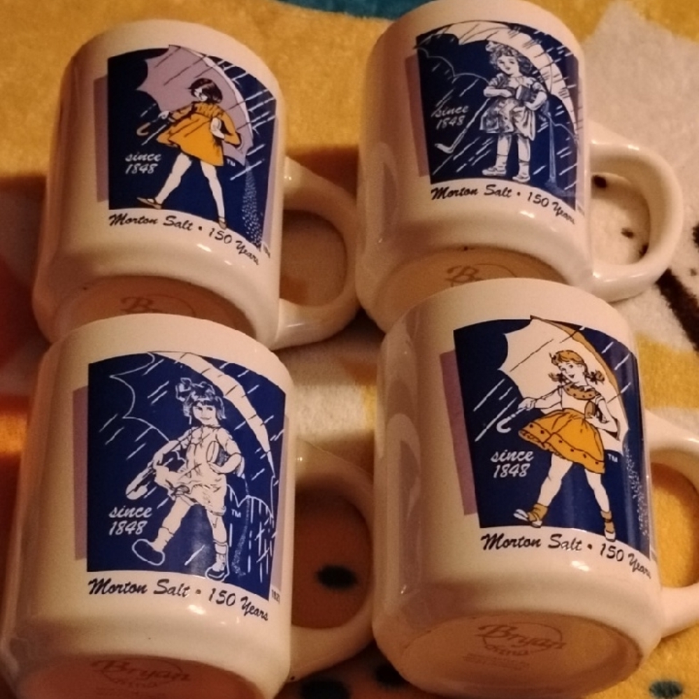Morton Salt Commemorative Mug Set